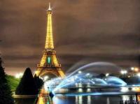 En Rusia y Francia celebran el Día de Cumpleaños de París
